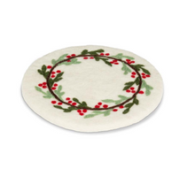 Load image into Gallery viewer, Mistletoe &amp; Berries Trivet
