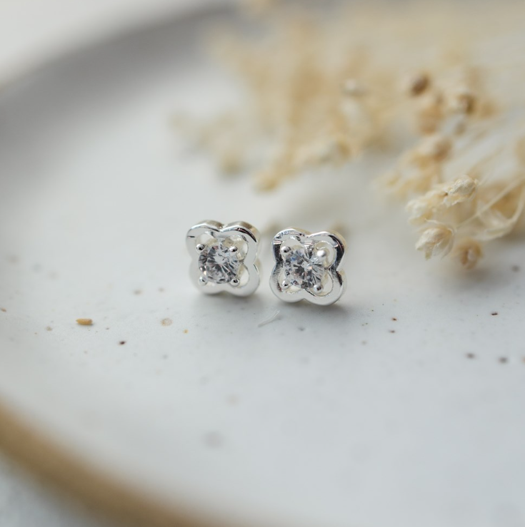 Elodie Studs - Silver/Clear