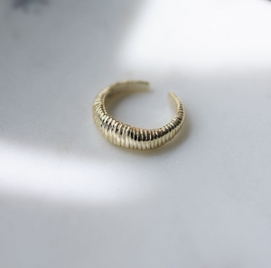 Vex Ring - Gold