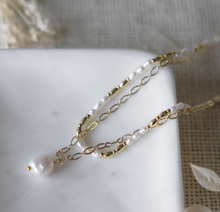 Load image into Gallery viewer, Adeline Pearl Necklace - Gold/White Pearl
