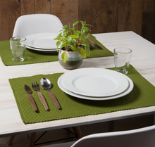 Load image into Gallery viewer, Spectrum Placemat Fir Green

