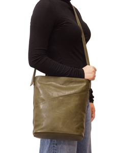 Martha Hobo - Olive