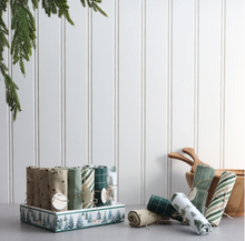 Load image into Gallery viewer, Winter Green Kitchen Towel
