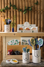 Load image into Gallery viewer, Berry Bramble Pop Up Sponges - Set of 4
