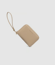 Load image into Gallery viewer, Eden Wallet -  Malt
