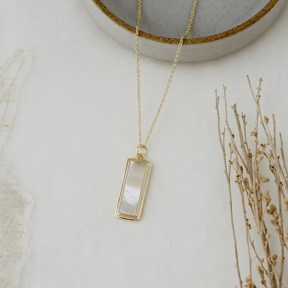 Serephina Necklace - Gold/Mother of Pearl
