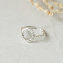 Load image into Gallery viewer, Sketch Ring - Silver
