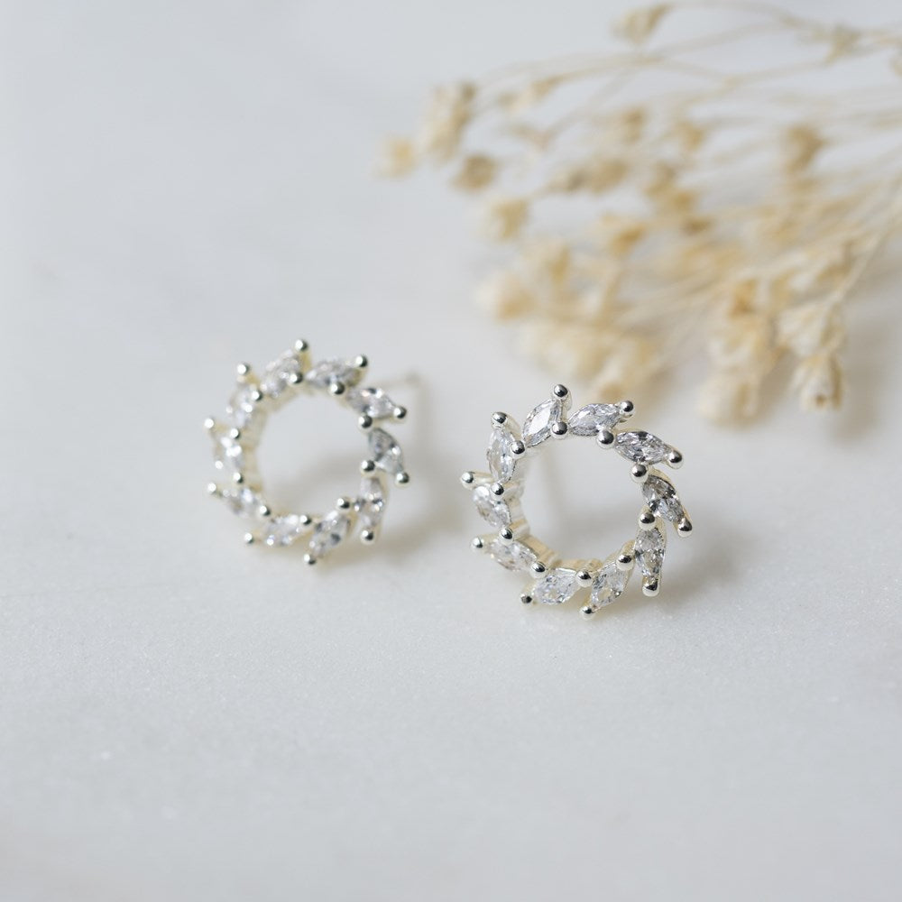 Solara Studs - Silver/Clear