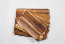Load image into Gallery viewer, TEAKHAUS Essential 14" x 9" Cutting/Serving Board
