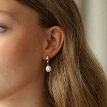 Load image into Gallery viewer, Tilly Hoops - Silver
