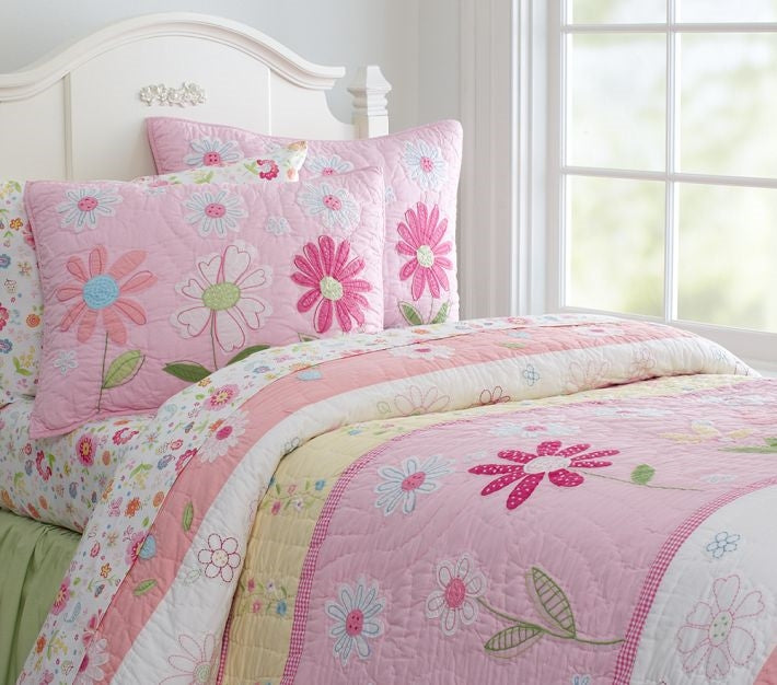 Flower Kids Twin Quilt Set