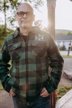 Load image into Gallery viewer, Adult Barry’s Bay Green Check Sherpa Lined Fleece
