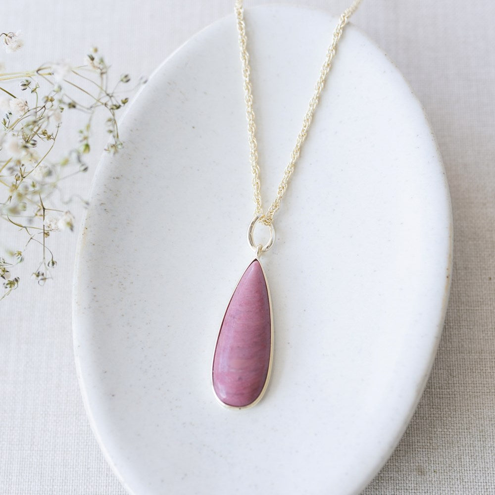 Alara Necklace - Gold/Pink Rhodonite