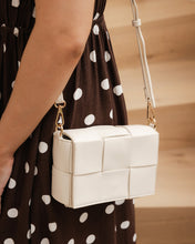 Load image into Gallery viewer, Josephine Crossbody Bag - Vanilla
