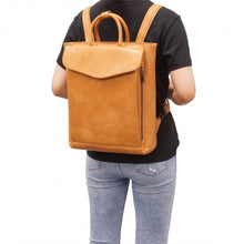 Load image into Gallery viewer, Evie Backpack - Camel
