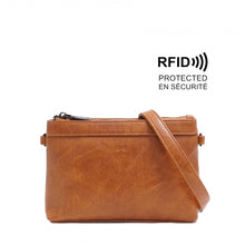 Load image into Gallery viewer, Dory Clutch - Camel
