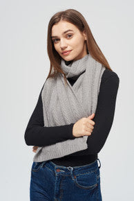 Grey Cable Knit Scarf