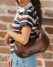Load image into Gallery viewer, Olivia Shoulder Bag- Chocolate
