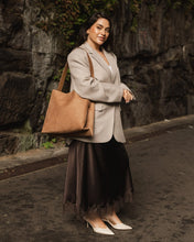 Load image into Gallery viewer, Peyton Shoulder Bag- Suede Honey
