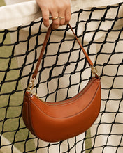 Load image into Gallery viewer, Claudia Shoulder Bag- Tan
