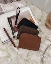 Load image into Gallery viewer, Eden Saddle Wallet- Chocolate
