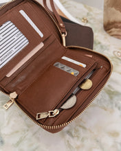 Load image into Gallery viewer, Eden Saddle Wallet- Cognac
