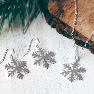 Snowflake Pendant - Silver