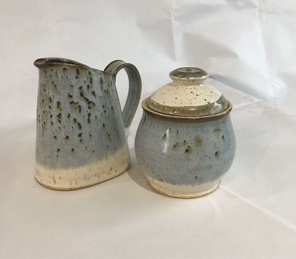 Winter Day Cream And Sugar Bowl Set