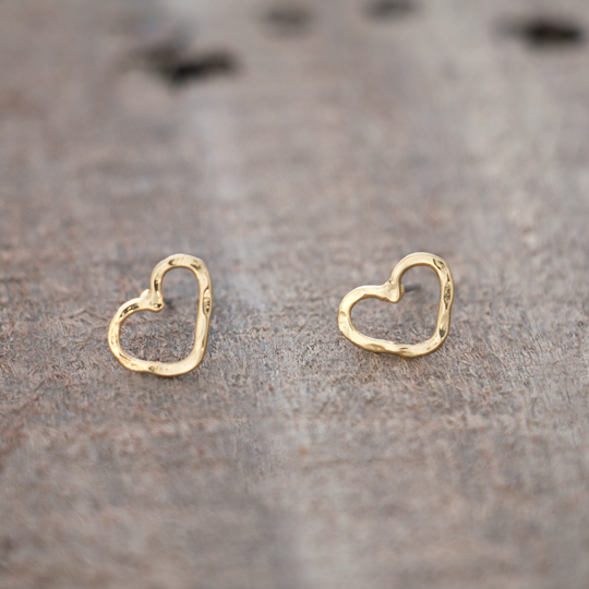 Amore Studs - Gold