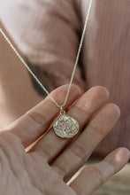 Load image into Gallery viewer, Brea Necklace - Gold
