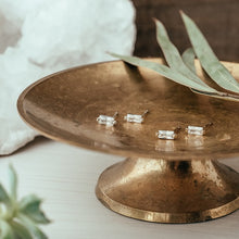Load image into Gallery viewer, Gracious Studs - Gold
