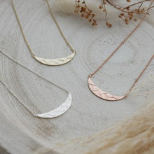 Load image into Gallery viewer, Ezra Necklace - Gold
