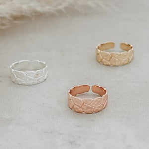 Ezzie Ring - Silver