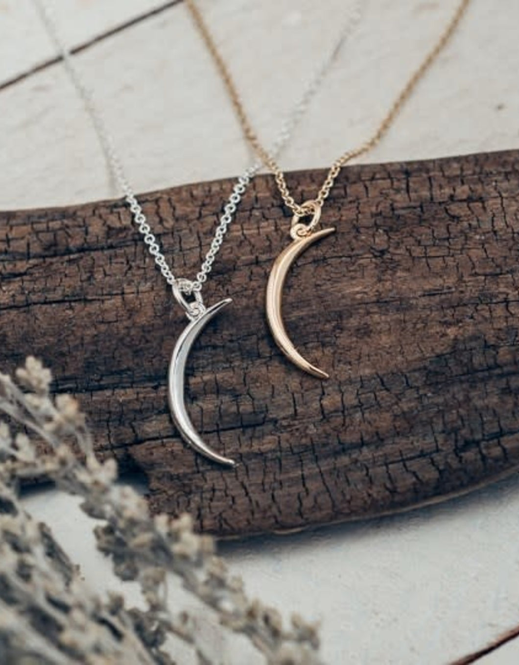 Waning Crescent Necklace - Gold