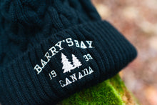 Load image into Gallery viewer, Barry&#39;s Bay Pompom Toque
