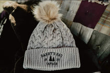 Load image into Gallery viewer, Barry&#39;s Bay Pompom Toque
