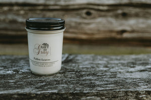 Fallen Leaves Gift It Gray Soy Candle