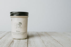 Mister Gift It Gray Soy Candle